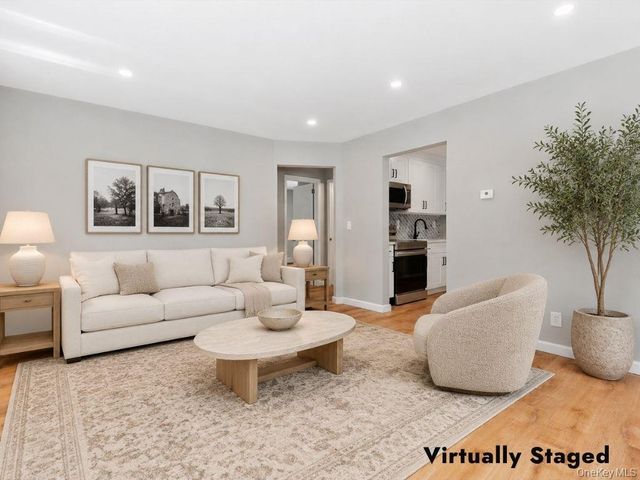 685 Horseblock Road, Brookhaven, NY 11719