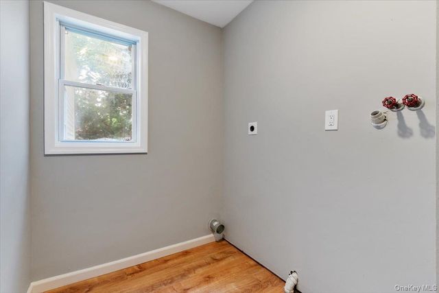 685 Horseblock Road, Brookhaven, NY 11719