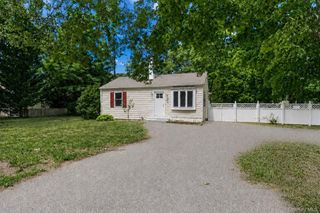 685 Horseblock Road, Brookhaven, NY 11719