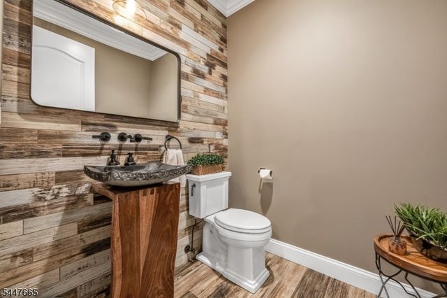 15 Halina Ln, Butler Boro, NJ 07405
