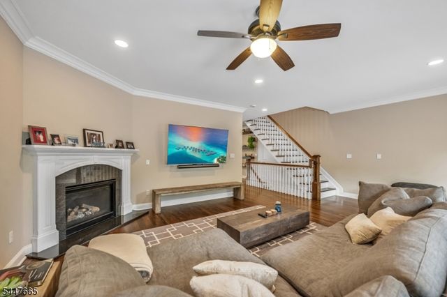 15 Halina Ln, Butler Boro, NJ 07405