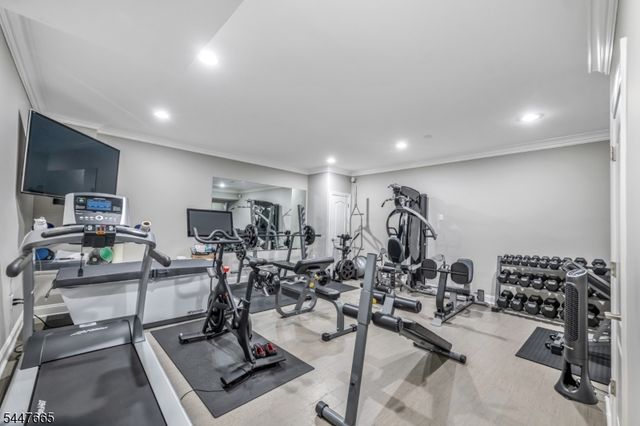 15 Halina Ln, Butler Boro, NJ 07405