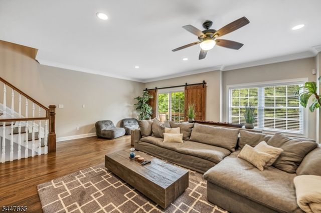 15 Halina Ln, Butler Boro, NJ 07405