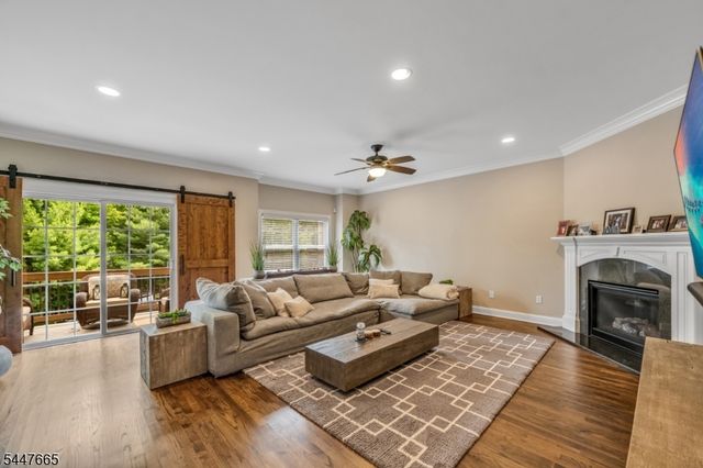 15 Halina Ln, Butler Boro, NJ 07405