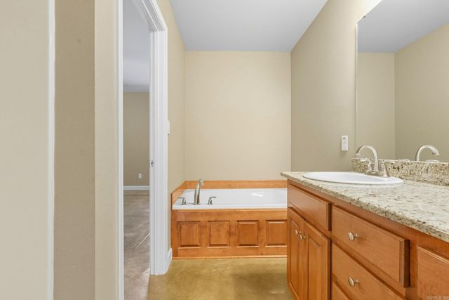 2207 Richland Park Dr, Bryant, AR 72022