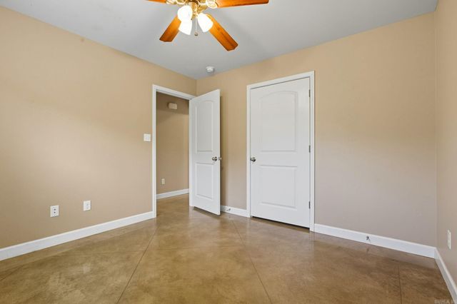 2207 Richland Park Dr, Bryant, AR 72022