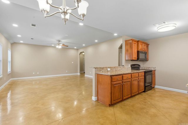 2207 Richland Park Dr, Bryant, AR 72022