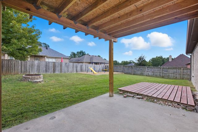 2207 Richland Park Dr, Bryant, AR 72022