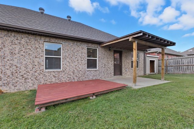 2207 Richland Park Dr, Bryant, AR 72022