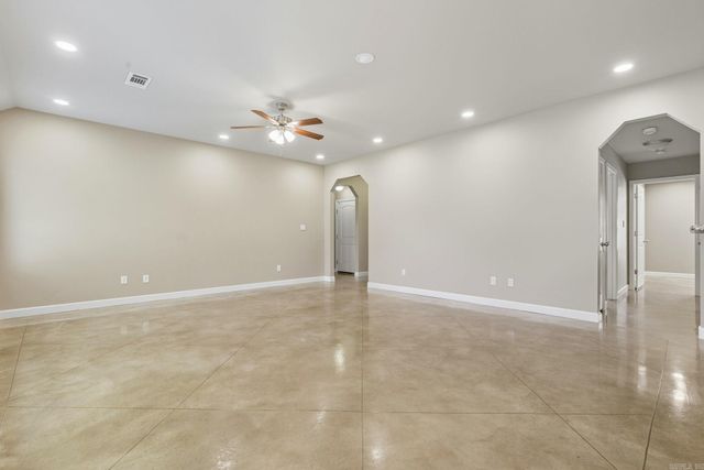 2207 Richland Park Dr, Bryant, AR 72022