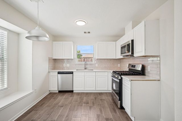 11926 Panay Drive, Houston, TX 77048