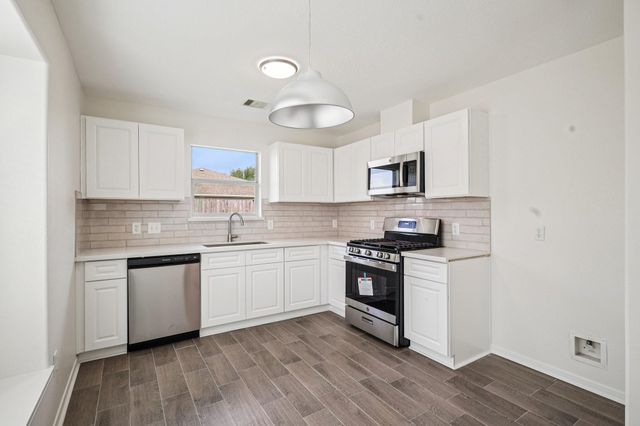 11926 Panay Drive, Houston, TX 77048