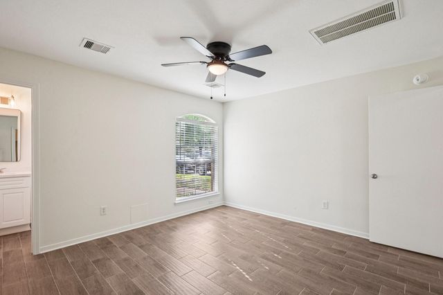 11926 Panay Drive, Houston, TX 77048