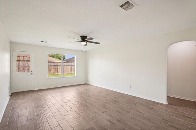 11926 Panay Drive, Houston, TX 77048