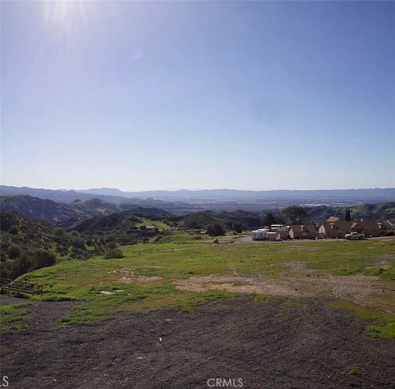11000 Jackdaw Drive, Sylmar, CA 91342 — photo 2