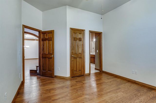 1017 Caines Hill Road, Edmond, OK 73034