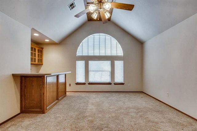 1017 Caines Hill Road, Edmond, OK 73034