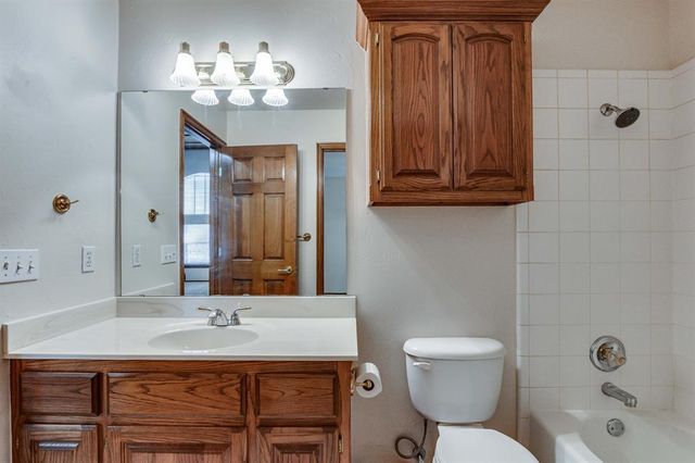 1017 Caines Hill Road, Edmond, OK 73034