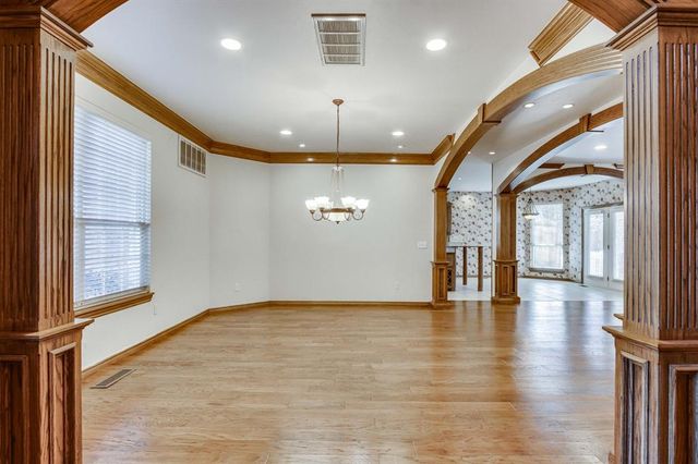 1017 Caines Hill Road, Edmond, OK 73034