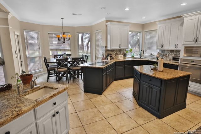 4114 LUCKENBACH, San Antonio, TX 78251