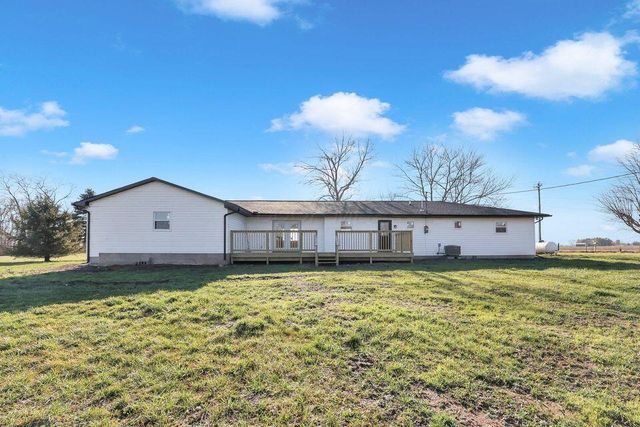 11744 Yankeetown Pike, Mount Sterling, OH 43143