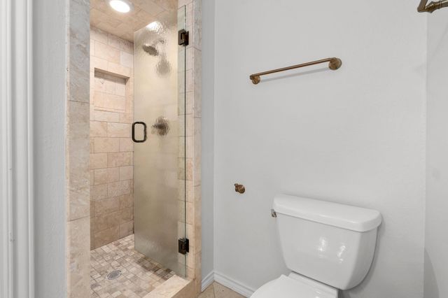 5803 Sandalwood HOLW, Austin, TX 78731