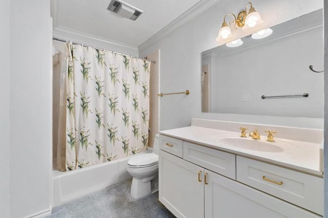 5803 Sandalwood HOLW, Austin, TX 78731