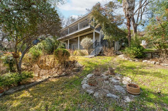 5803 Sandalwood HOLW, Austin, TX 78731