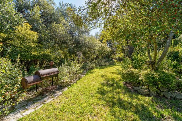 5803 Sandalwood HOLW, Austin, TX 78731