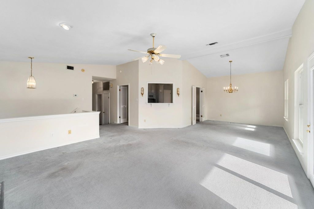 5803 Sandalwood HOLW, Austin, TX 78731