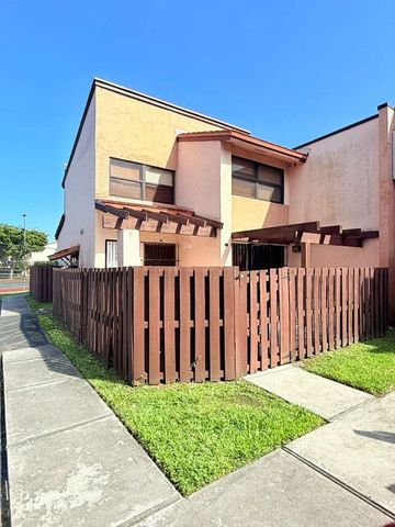 445 W Park Dr 106-4, Miami, FL 33172