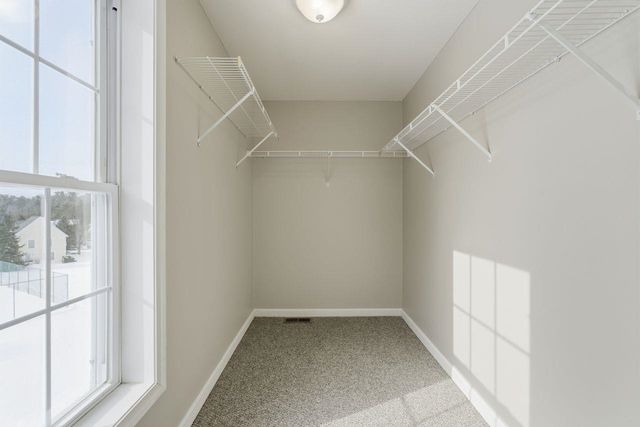 77 Barbara Lane, Hudson, NH 03051