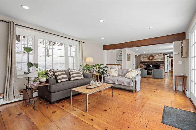 280 W Acton Road, Stow, MA 01775