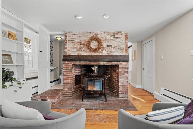 280 W Acton Road, Stow, MA 01775