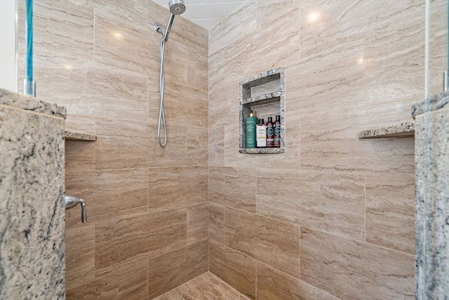 280 W Acton Road, Stow, MA 01775