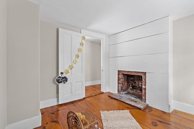 280 W Acton Road, Stow, MA 01775