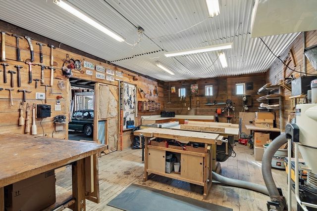 280 W Acton Road, Stow, MA 01775