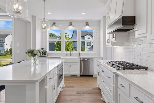 16502 63rd Place N, Maple Grove, MN 55311