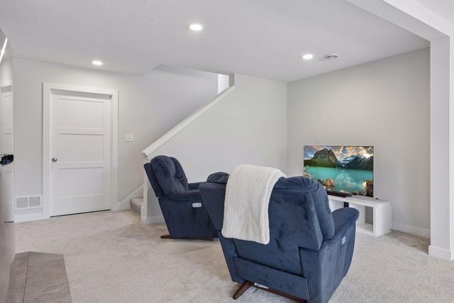 16502 63rd Place N, Maple Grove, MN 55311