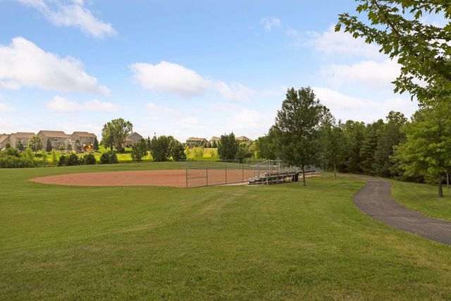 16502 63rd Place N, Maple Grove, MN 55311