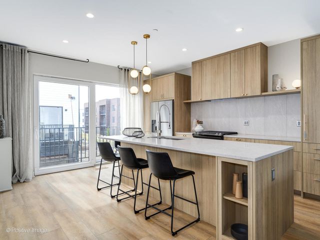 8039 Fir Court, River Grove, IL 60171