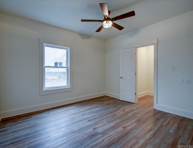 1612 W Grand Ave, Hot Springs, AR 71901