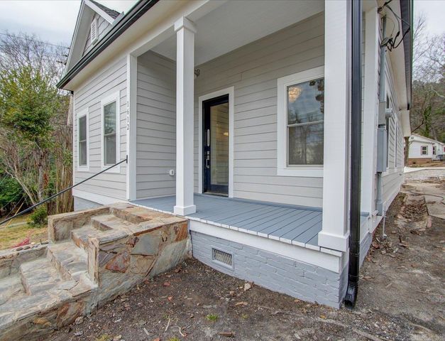 1612 W Grand Ave, Hot Springs, AR 71901