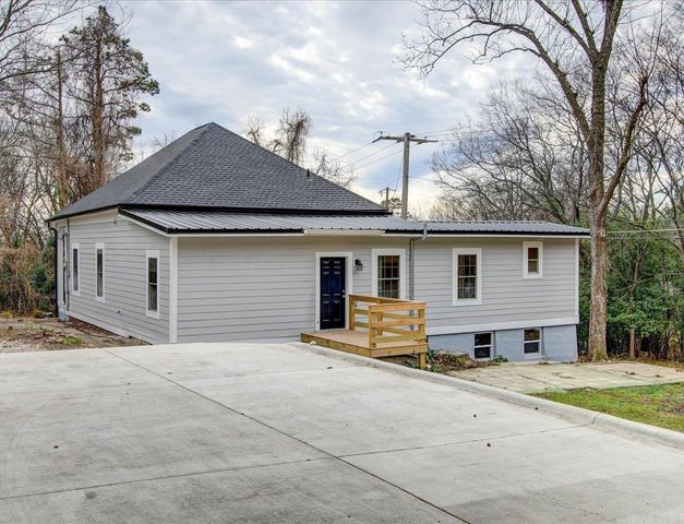 1612 W Grand Ave, Hot Springs, AR 71901