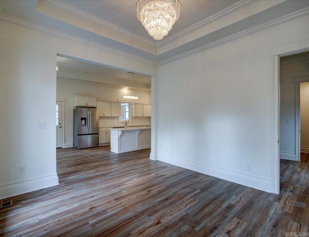 1612 W Grand Ave, Hot Springs, AR 71901