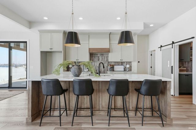 12504 Blue Jay Trail, Fort Wayne, IN 46814