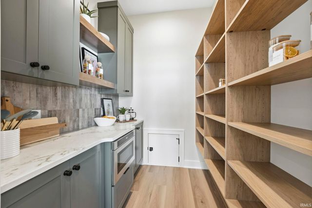 12504 Blue Jay Trail, Fort Wayne, IN 46814