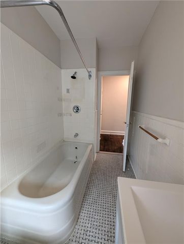 1458 Northampton Street 5, Easton, PA 18042