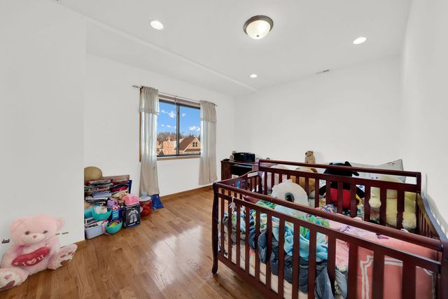 3917 W 60th Street, Chicago, IL 60629