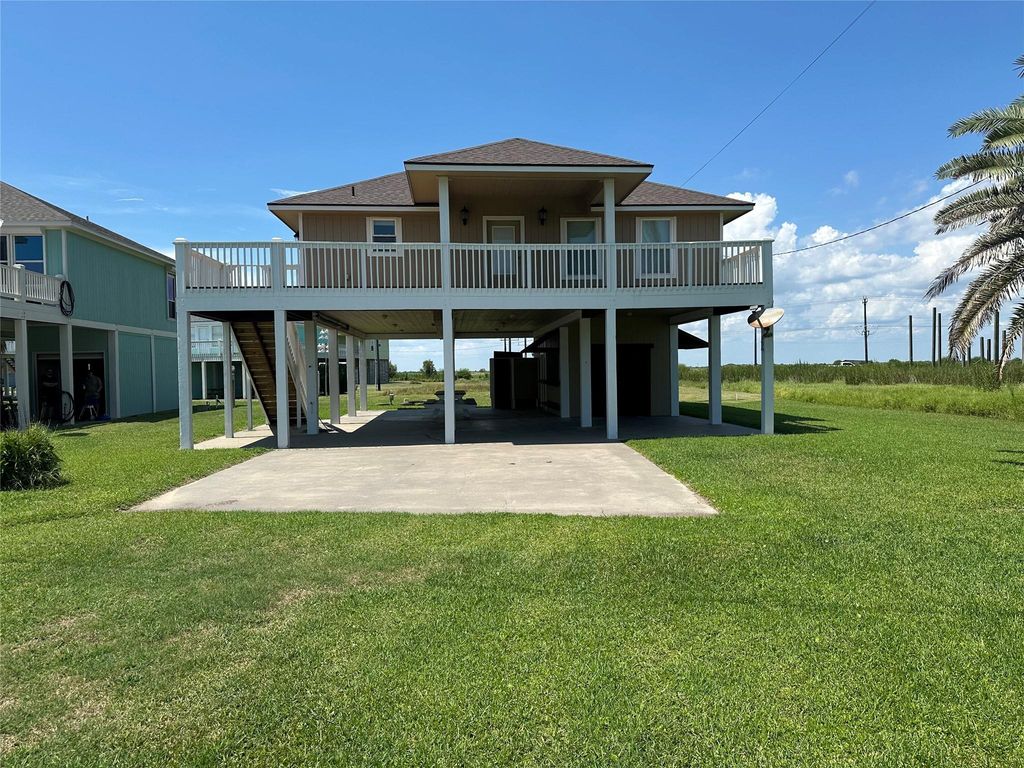 3415 Sand Dollar Drive, Crystal Beach, TX 77650